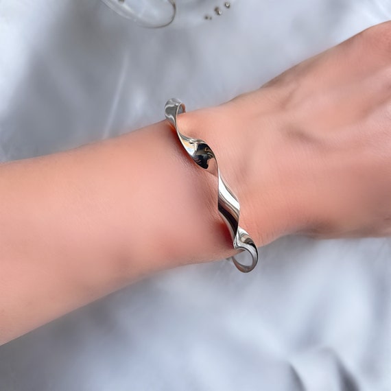 SILVER925 TWIST DESIGN BRACELET/ブレスレット Solid Sterling Silver 925 Wrought Twist Bracelet - Etsy