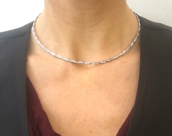 Halsband i sterlingsilver med vridet väv