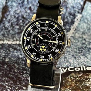 Pobeda wristwatches, vintage men&#39;s watches