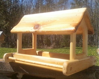 Extra large, cedar wood fly through platform bird/squirrel feeder,TBNUP