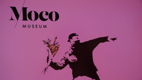 Banksy & Roy Lichtenstein | Moco Museum Amsterdam - Etsy Israel