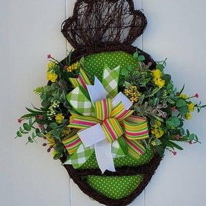 Carrot Door Hanger, Easter Door Hanger, Easter Wreath, Carrot Easter Wreath, Carrot Wreath, Floral Door Hanger, Easter Decorations,
