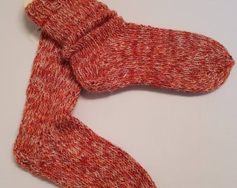 WollSocken, WollStrümpfe, handgestrickt, Größe 24-26, Materialmix, Wolle, rot weiß orange, Kinder, Stricken, Pantoffeln, Bettschuhe,