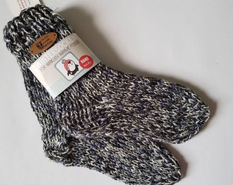 Socken, Strümpfe,handgestrickt,Größe 28-30, blau-schwarz-weiß, mit Bündchen, dick,Kinderstrümpfe, Handarbeit, Stricken, Freizeit, Pantoffeln