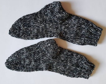 Kindersocken Strümpfe Größe 32/33, schwarz-weiß, dick, warm, meliert, handgestrickt, mehrfarbig, Stricken, Handarbeit, selbstgemacht