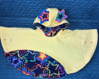 Reversible Yellow Stars Car Seat Poncho size 2T-3T
