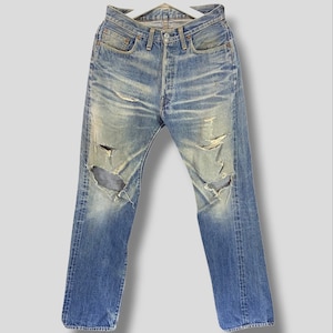 Vintage Denime lot 566 distressed selvedge jeans streetwear grunge rock kurt cobain destroyed blue jeans size W30
