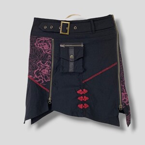 ozz on skull asymmetry design skirt