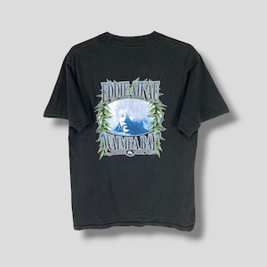Vintage Quiksilver Eddie aikau waimea bay Tshirt Streetwear Surfwear Männer schwarz T-Shirt Größe Small