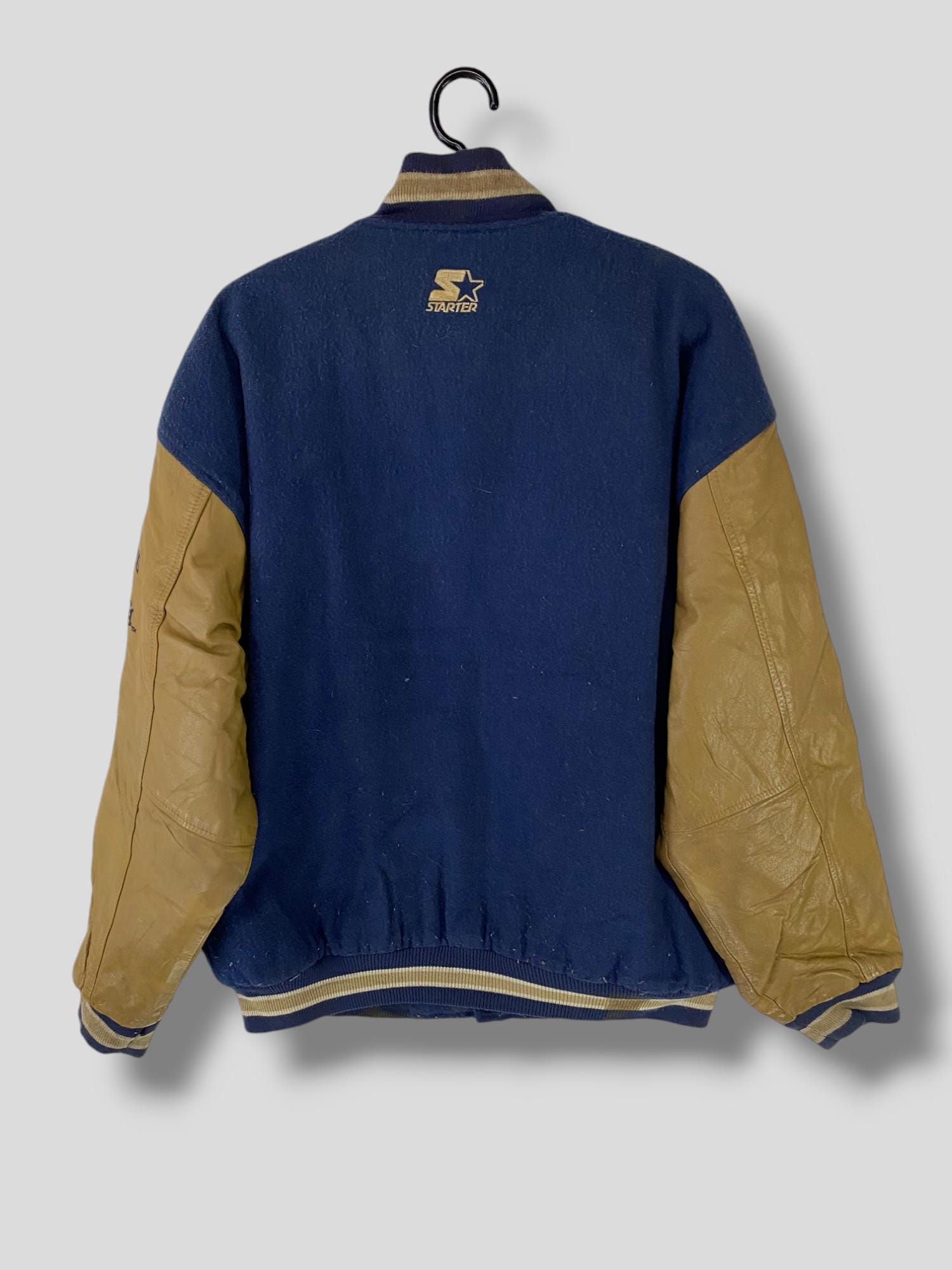 スターター　ノートルダム大学 FIGHTING IRISH ジャケット Vintage 90s Starter Notre Dame Fighting Irish Embroidered