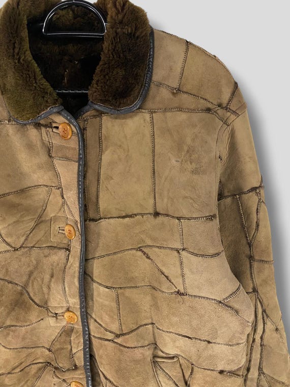 Vintage Countdown Roots patchwork sheep skin shea… - image 4