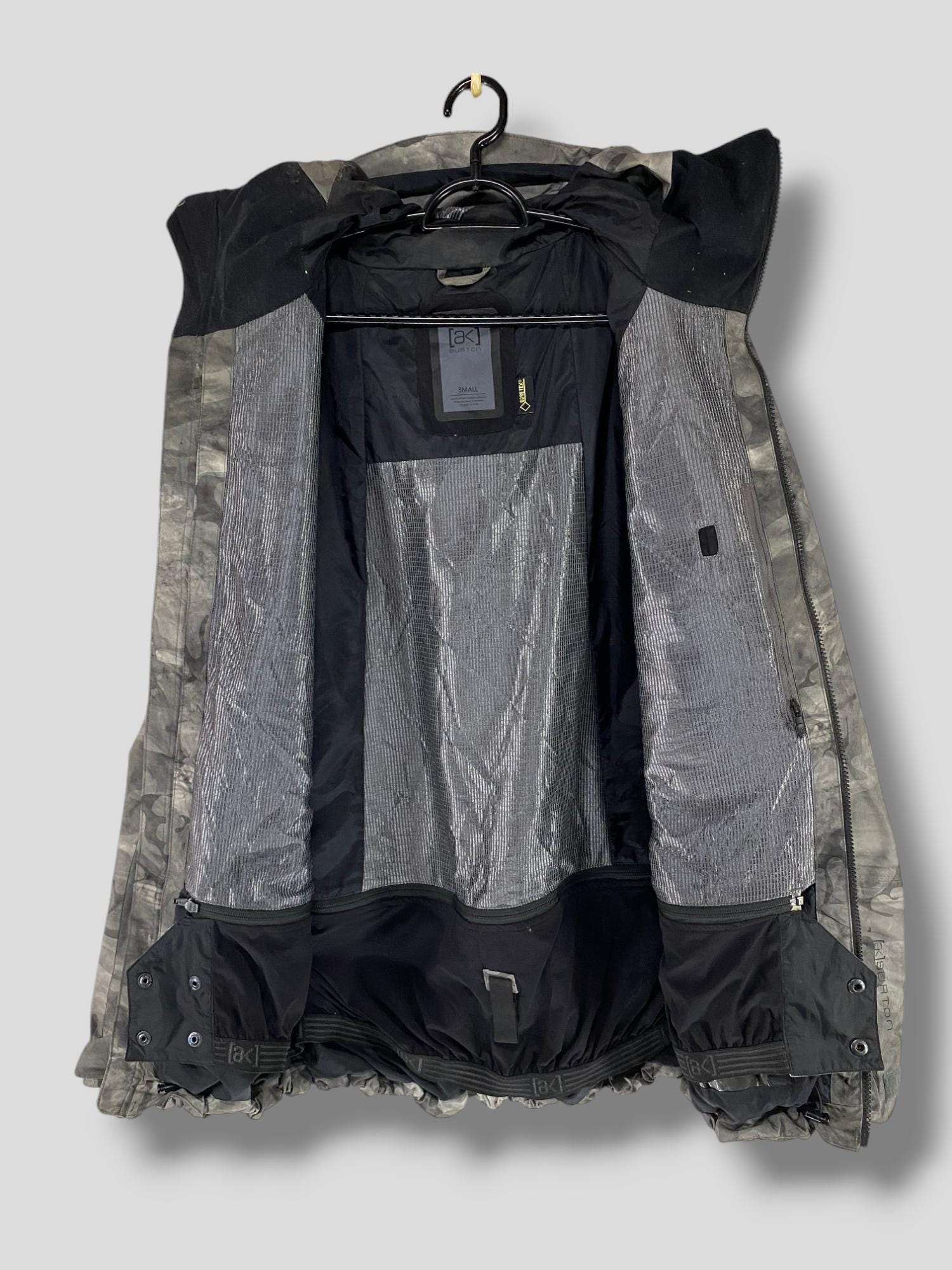 Burton [ak] Collection Gore Tex Camouflage Hoodie Jacket Athletic