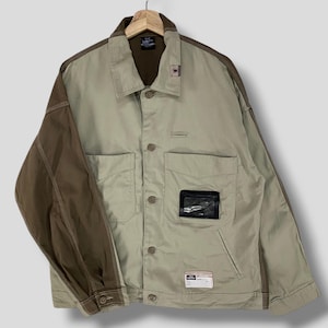 Vintage Y2K Mihara Yasuhiro GU tvåfärgad arbetsjacka japanskt märke casual outfits arbetskläder hushållsjacka utility jacka stor