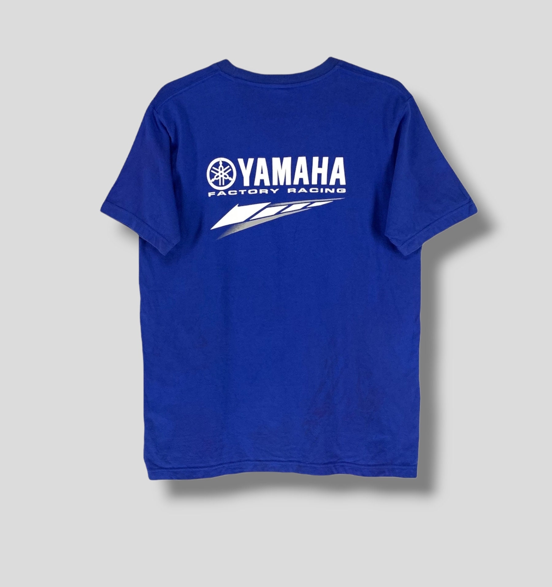 サ*フ様 【新品】YAMAHA RACING TEAM　ビンテージＴシャツ Vintage Fiat Yamaha Racing Team Tshirt Valentino Rossi Motorsport