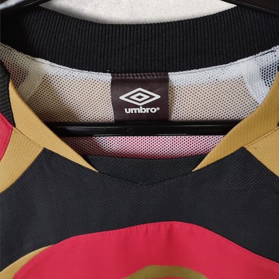 Vintage Umbro pullover jersey sportswear red pull… - image 5