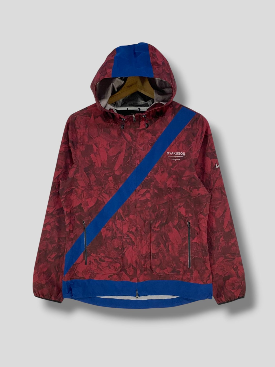 NIKE × GYAKUSOU カモフラ ランニングジャケット M Undercover Nike Gyakusou Leaf Camo Running Jacket Designer