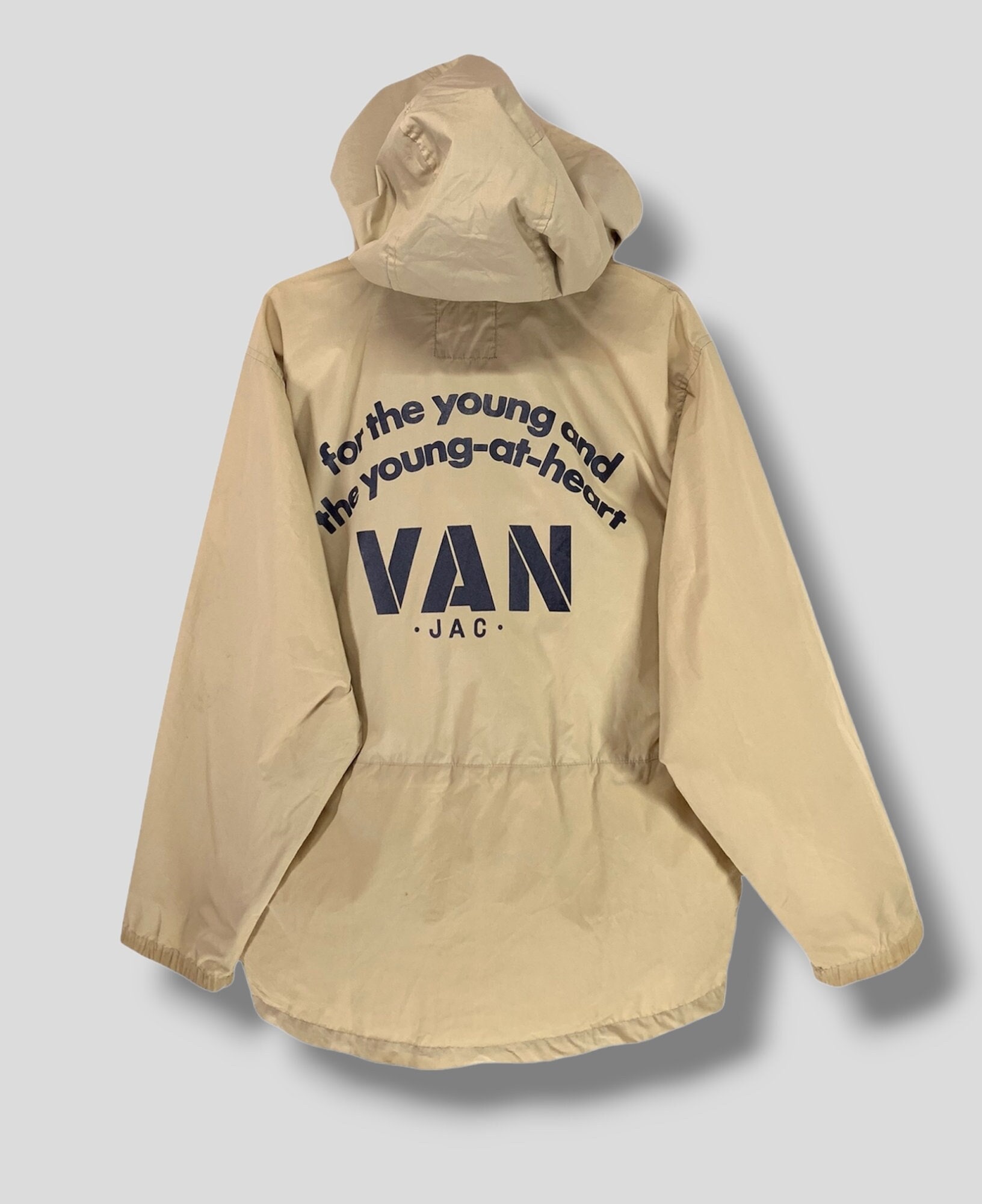 ほぼ新品　超希少　VAN JAC VAN GURADS ナイロンジャケット　L ほぼ新品 超希少 VAN JAC VAN GURADS ナイロンジャケット L - メルカリ