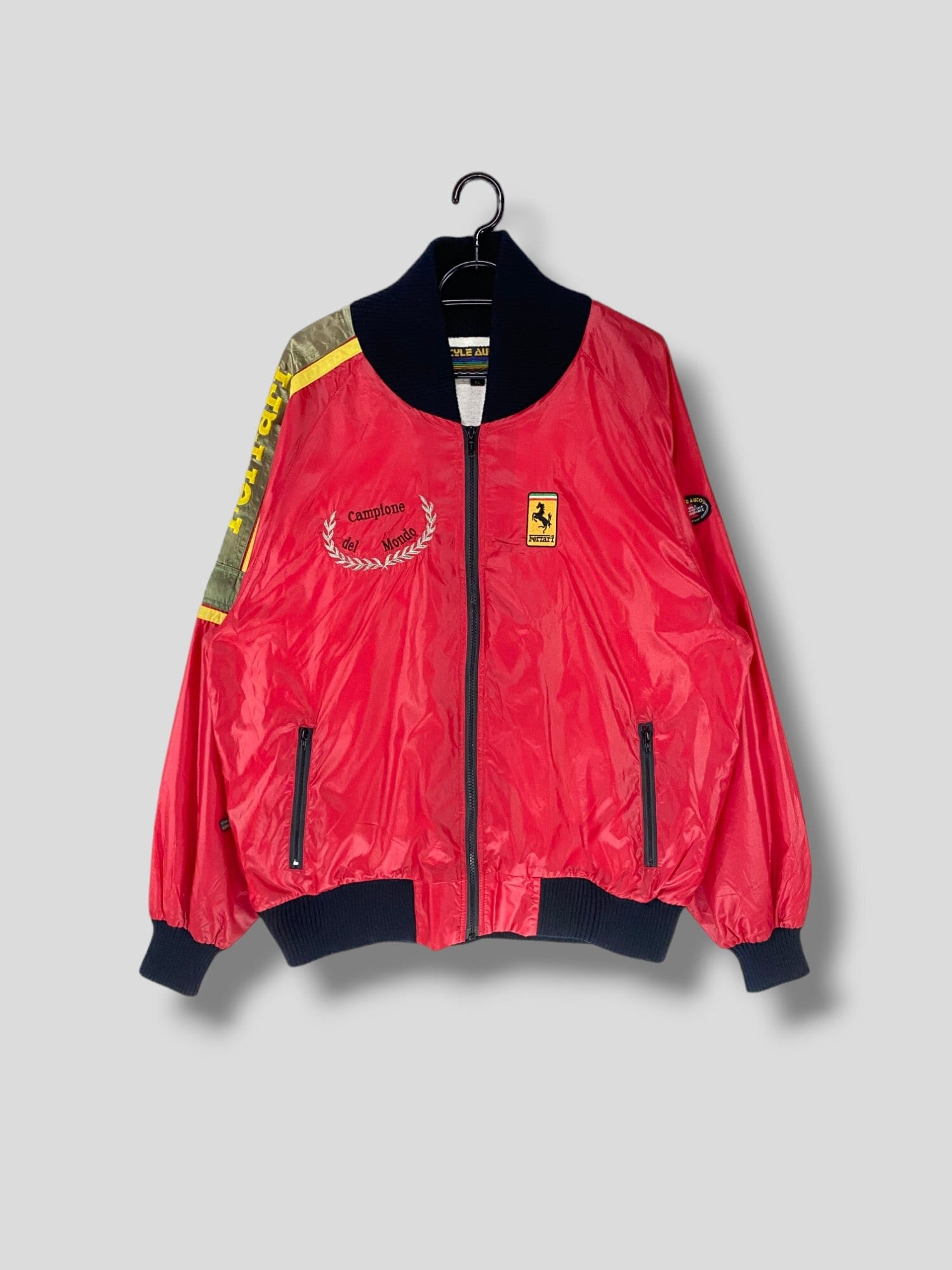 Vintage 80s Style Auto Ferrari Campione Del Mundo Vintage 80s Style Auto Ferrari Campione Del Mundo