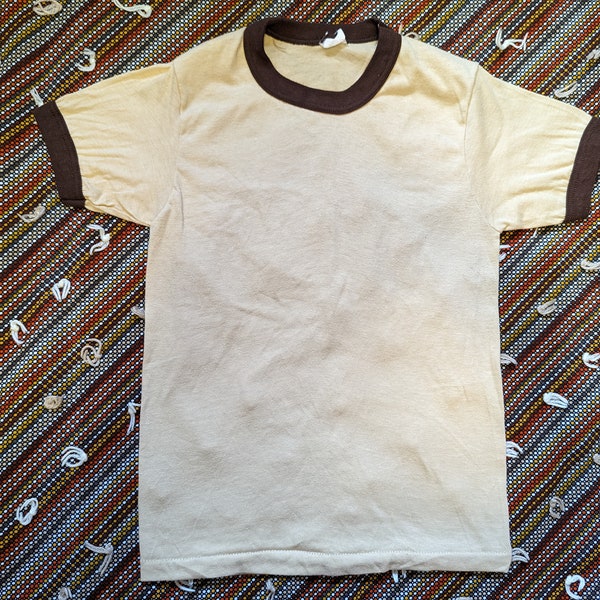 Vintage 1980s ringer tee - kids M - XS adult - 28" chest (unstretched) - 20.5" in length - please read item description