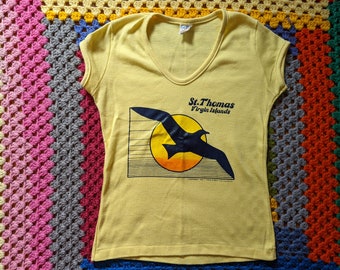 Vintage 1970s V neck St. Thomas Virgin Islands tee - XS - 31&quot; chest