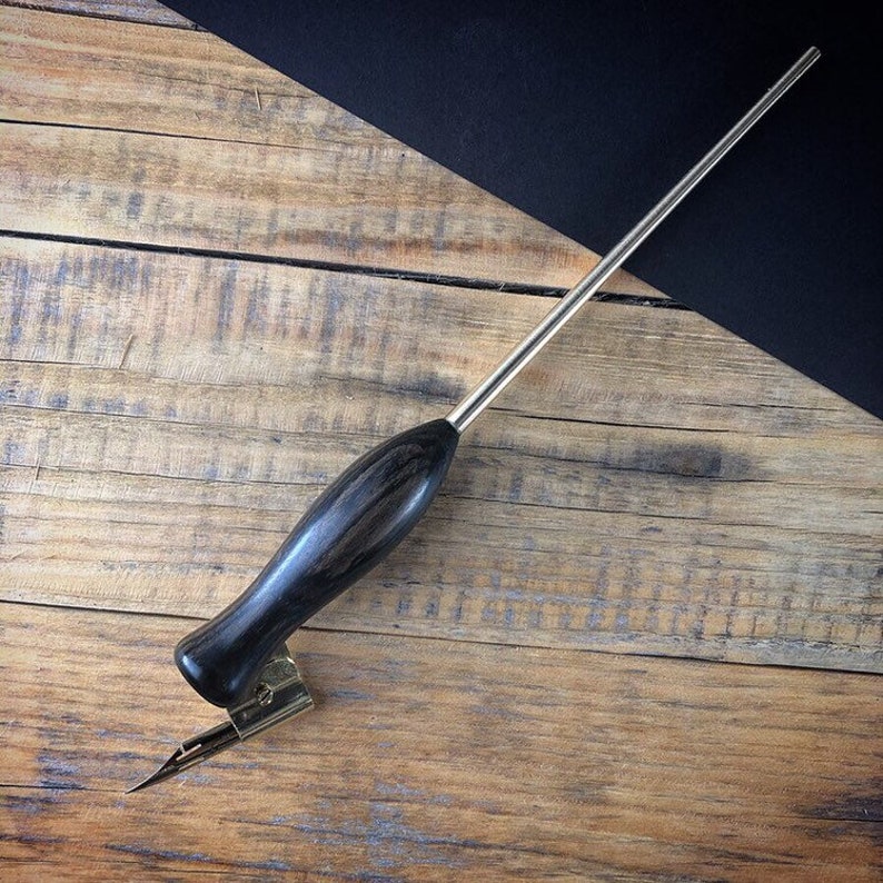 Oblique pen holder calligraphy pen