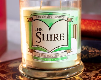 The Shire / Regalo di biblioteca e lettura / Profumo di candela da libro︱Candela ispirata al libro︱Candela letteraria︱Candela di soia︱Cera sciolta︱Candela profumata