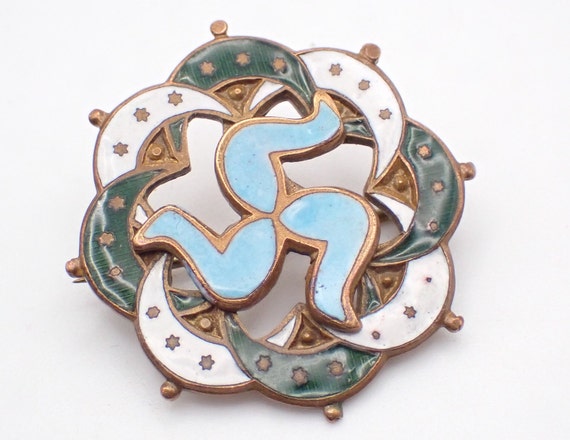 Antique Gold Plated Enameled Isle Of Man Brooch P… - image 1