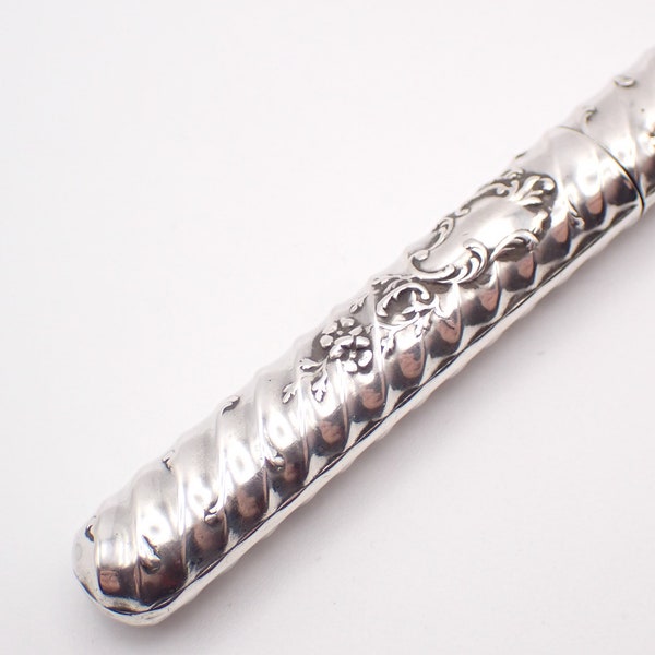 Antique French Sterling Silver Needle Holder Case Rococo Design 6.5cm 2.5" Sewing Etui Gadrooned Finish