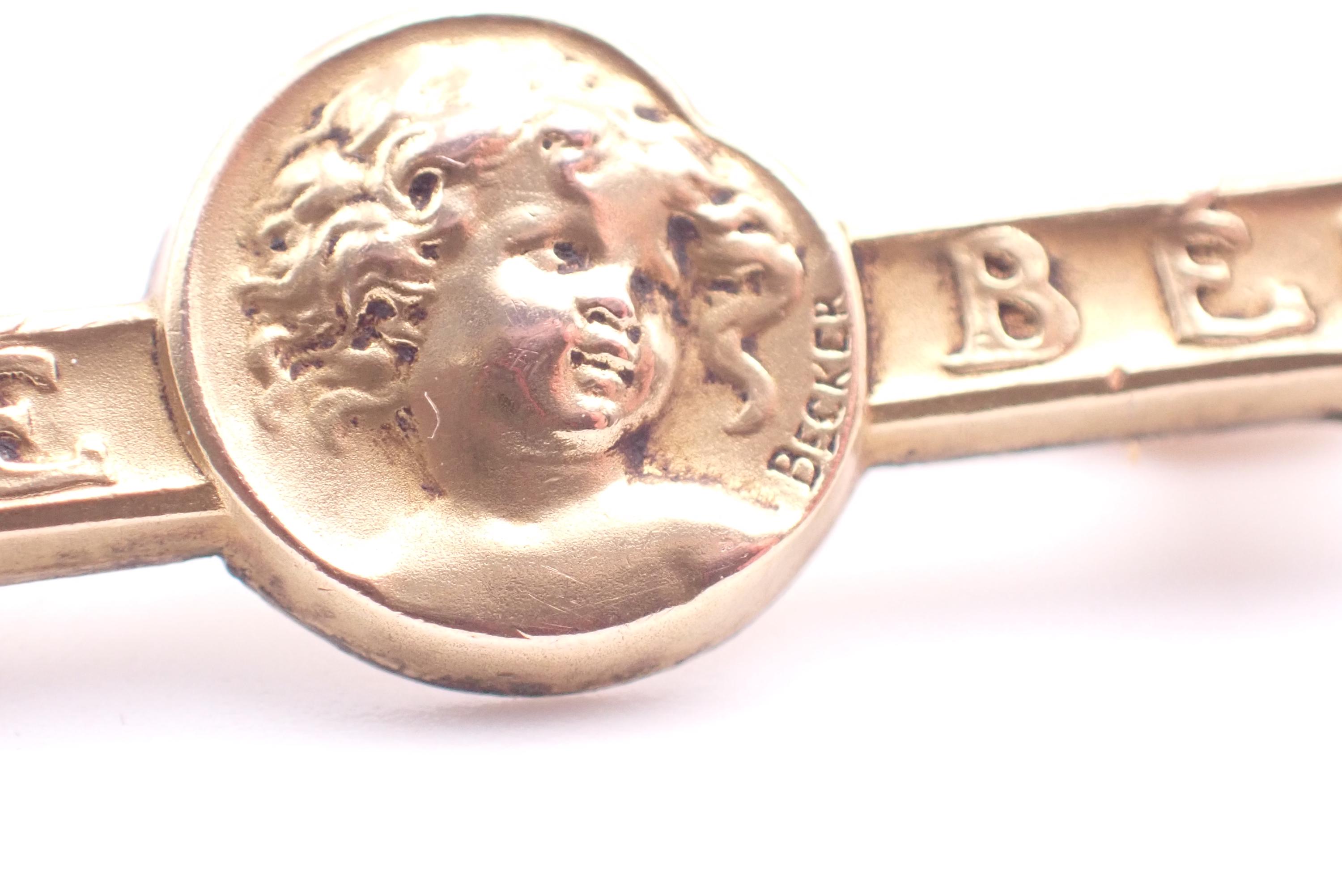 Ancienne Broche Bavette Médaille Signée Becker – Plaque Or, Marque FIX, Bel état