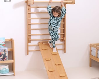 Kletterdreieck WALLIE mit Rampe - Massivholz Buche, Montessori Klettergurt