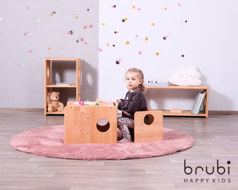 Petit lot de chaises cubiques Montessori 2 pièces BOIS MASSIF image 2