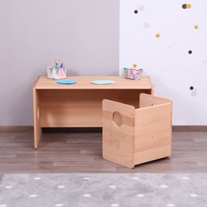 Montessori kubus stoel en tafel VOLLEDIG MASSIEF HOUT afbeelding 1