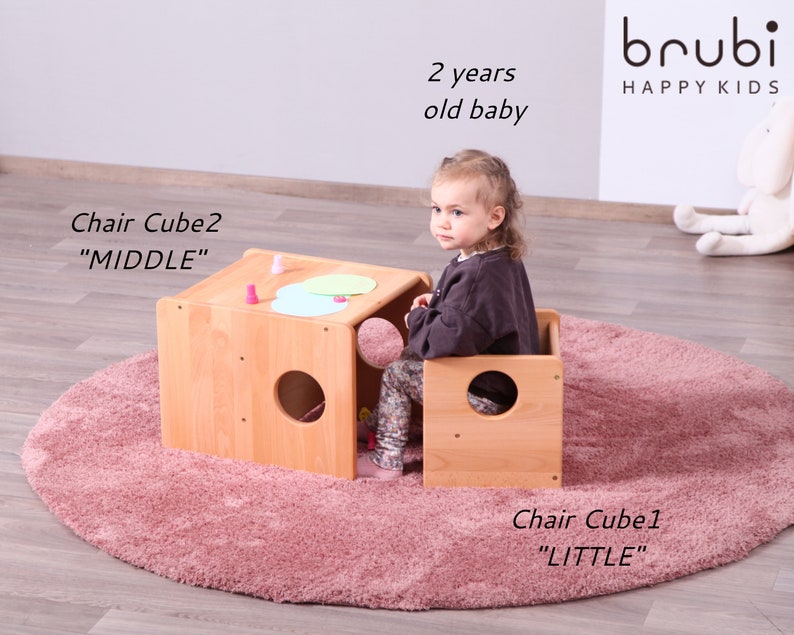 Piccolo set di sedie Montessori cUbe 2 pezzi COMPLETAMENTE IN LEGNO MASSELLO immagine 3