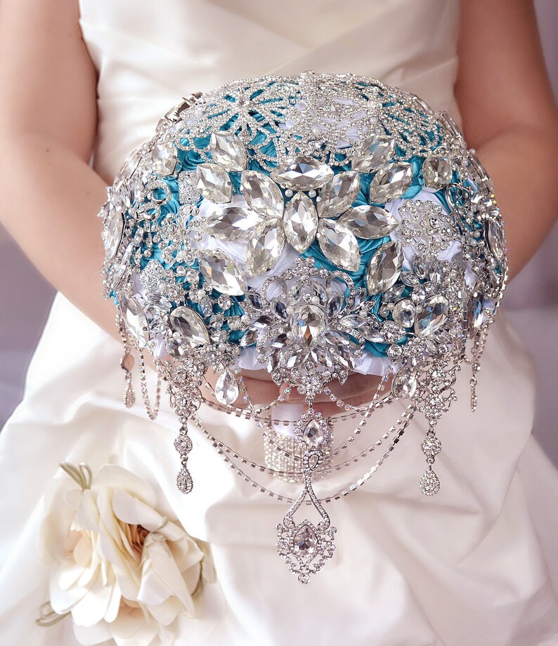 Turquoise Brooch On Wedding Dress