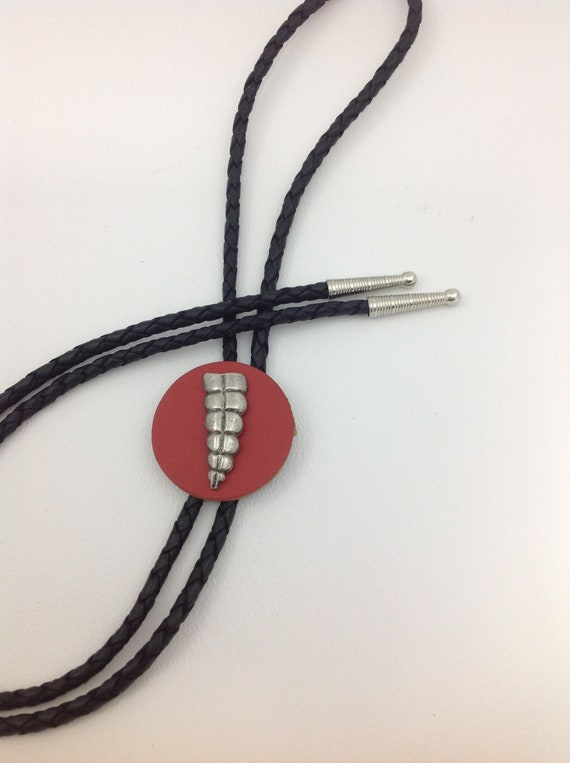 COILED RATTLESNAKE PEWTER BOLO TIE WESTERN TIE NEW! COILED RATTLESNAKE PEWTER BOLO TIE WESTERN TIE NEW!