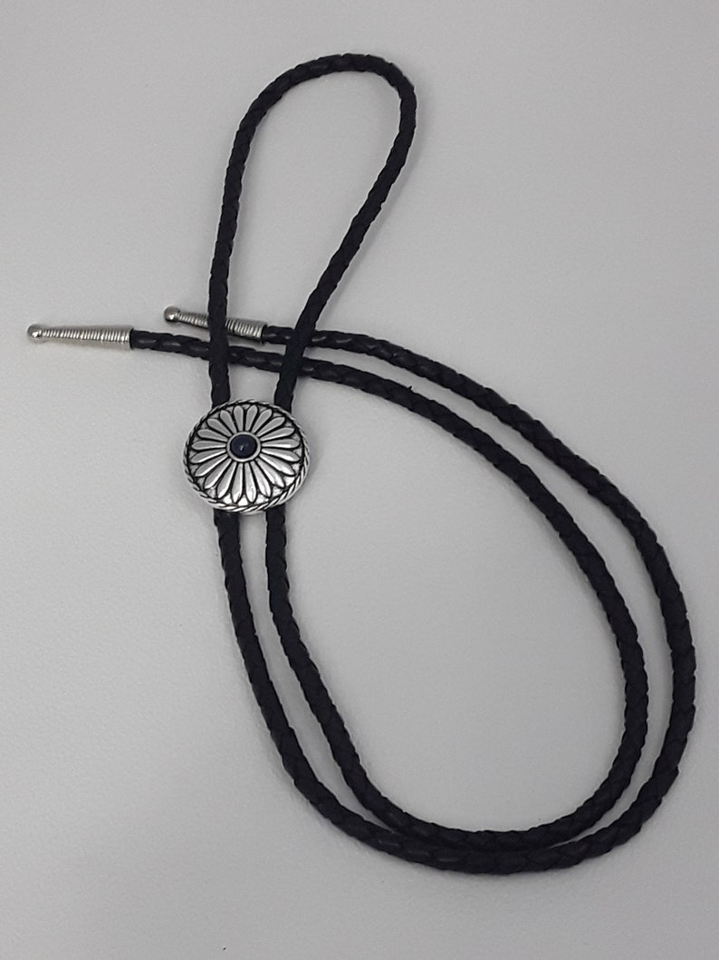 Western Bootlace Cowboy Tie Bolo Tie 