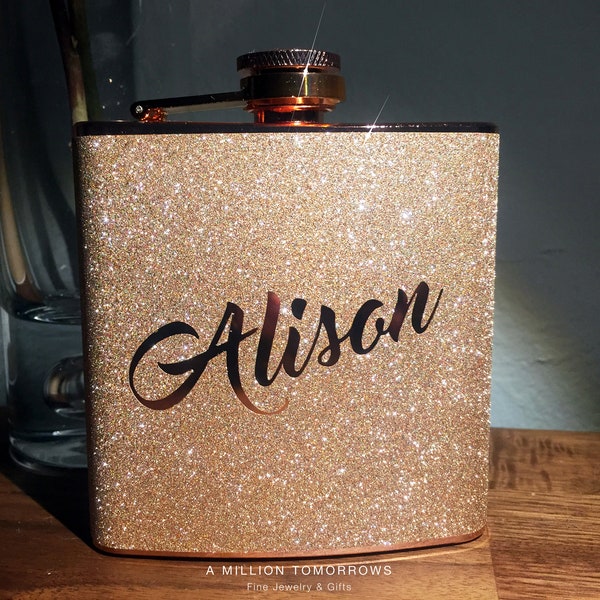 Frasco de nombre personalizado - Regalos de frasco de licor de oro rosa brillante o acero inoxidable plateado de 6 oz para mamá hermana cumpleaños día de la madre para ella