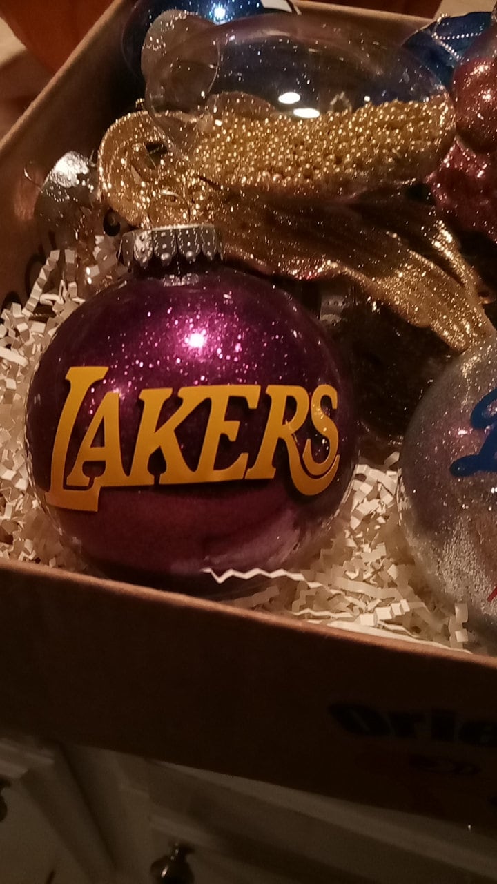 Forever Collectibles NBA 5-Pack Shatterproof Ball Ornaments, Los Angeles  Lakers