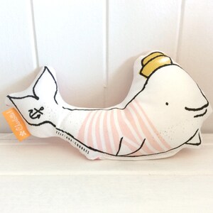 Small Beluga Doggie image 2