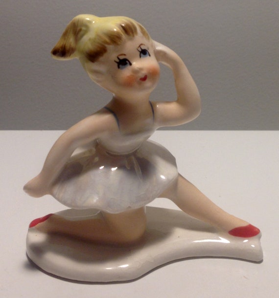 nutcracker ballet figurines