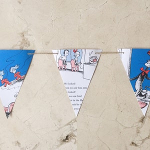 Dr. Seuss Girlande - Kinder Buch Regal Lieblings mit 10 Dreieck Flaggen, perfekt für einen Buchliebhaber oder Kinderzimmer Dekor