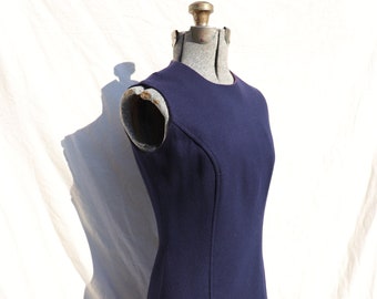College Town of Boston Vintage Sleeveless Sheath Dress in Navy Blue / Fits Like a Modern-Day Small