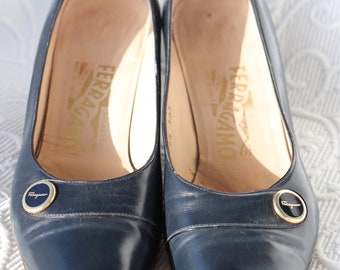 Classic Navy Blue Salvatore Ferragamo Heels Size 7