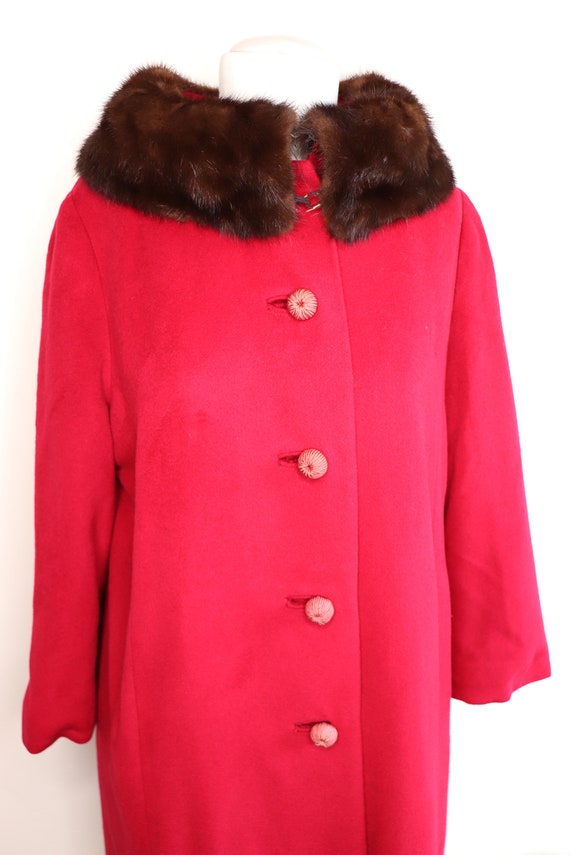 Mod Style Red Cashmere Coat with Mink Collar / 100% … - Gem