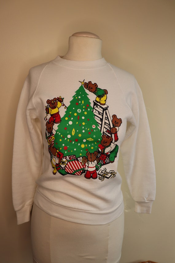 Vintage Christmas Sweatshirt / Christmas Sweater /