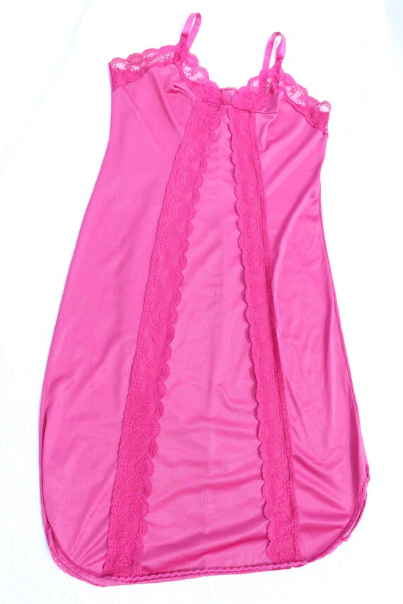 Movie Star Vintage Negligee in Hot Pink / Romanti… - image 7