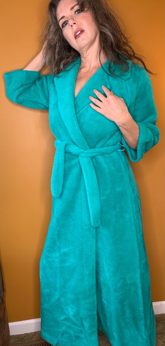 Deadstock Turquoise Fleece Bathrobe / Size Medium