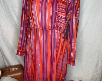 Bright and Shimmery Vintage Striped Dress / Fits Larger Sizes / Sustainable Fashion