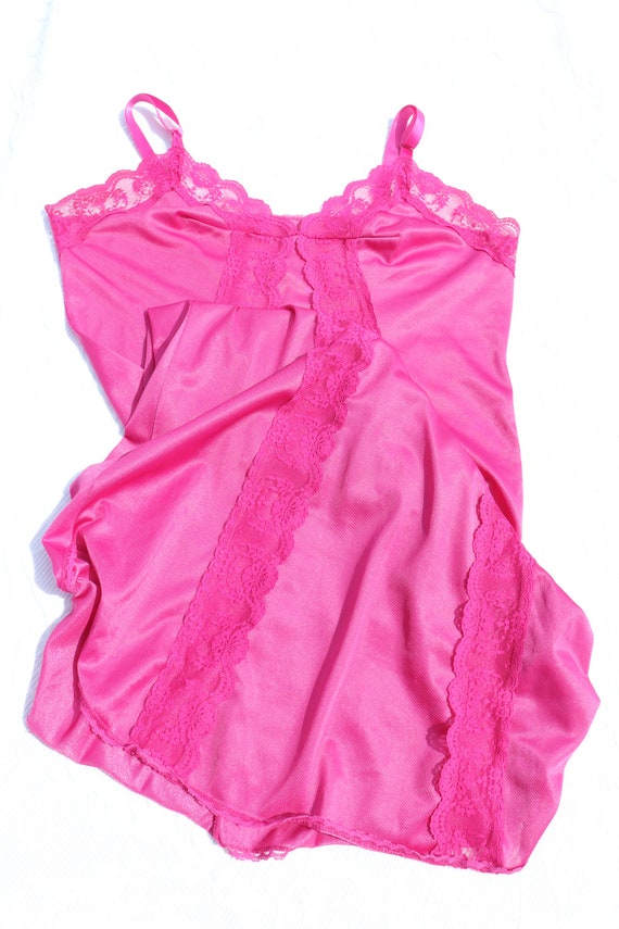 Movie Star Vintage Negligee in Hot Pink / Romanti… - image 9