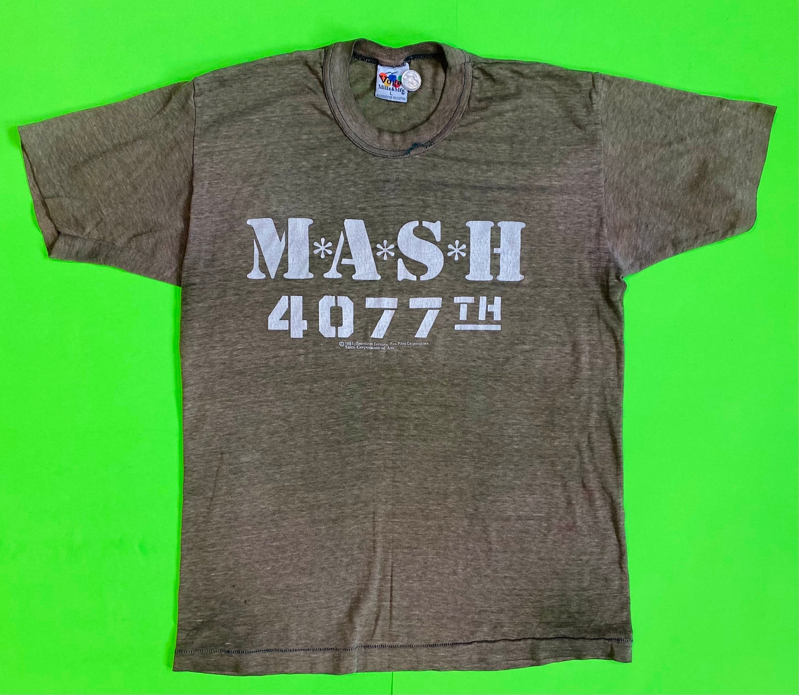 Vintage 1981 MASH Tv Show shirt size large see measurements | Etsy